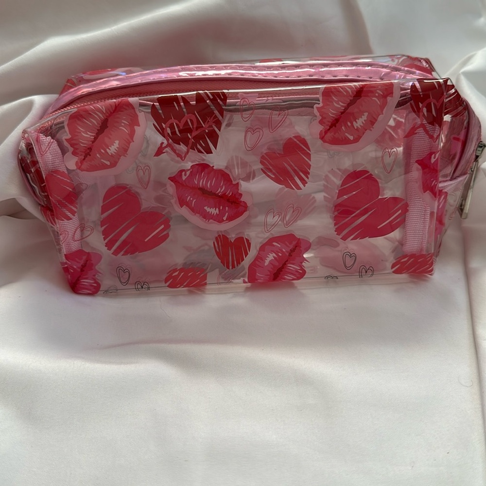 Cosmetic bag PVC with sexy lips and hearts decor